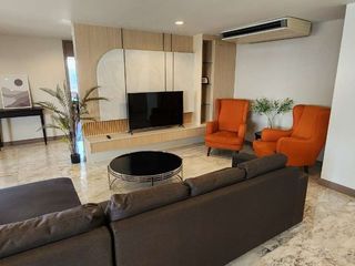 For rent 3 bedrooms condo in Watthana, Bangkok