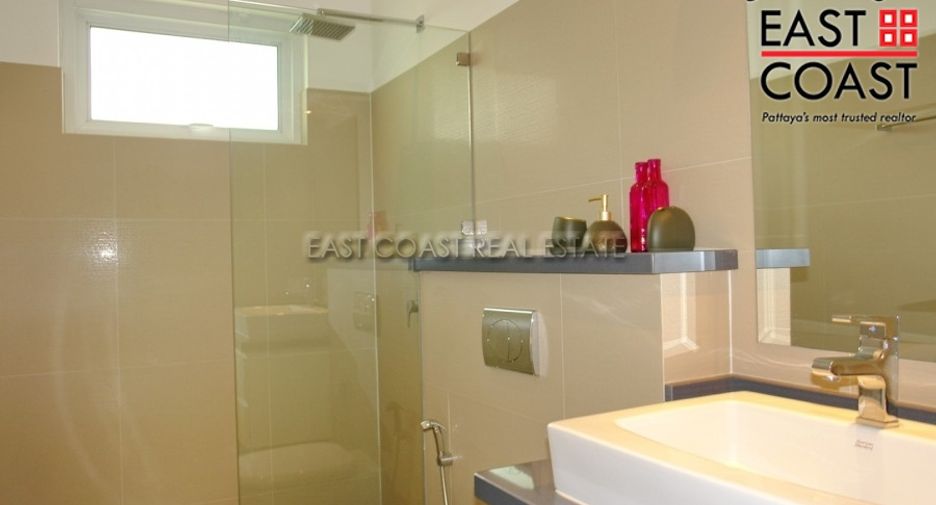 À vendre et à louer 3 chambres maison à Bang Lamung, Chonburi