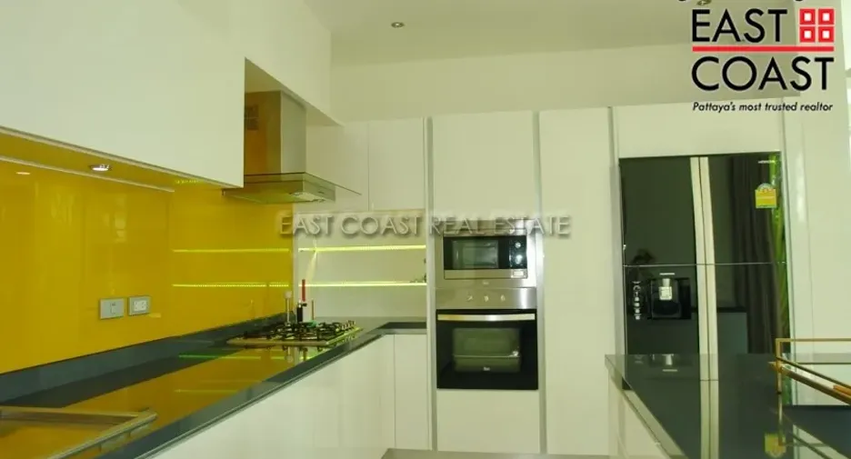 Haus zur Miete und zum Kauf mit 3 Zimmer in Bang Lamung, Chonburi