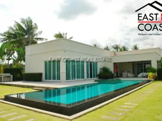 Haus zur Miete und zum Kauf mit 3 Zimmer in Bang Lamung, Chonburi