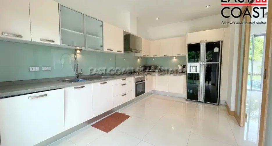 For rent and for sale 3 bedrooms house in Bang Lamung, Chonburi