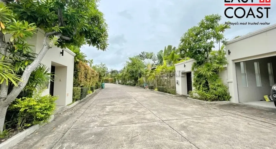 For rent and for sale 3 bedrooms house in Bang Lamung, Chonburi