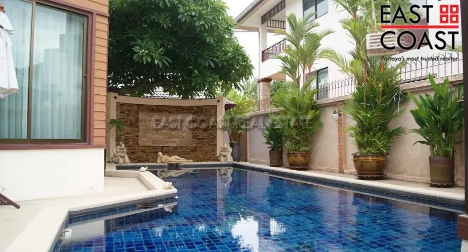 For rent そして for sale 4 ベッドルーム house in Bang Lamung, Chonburi