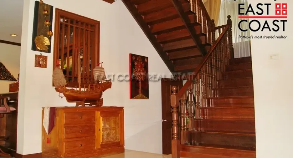For rent そして for sale 4 ベッドルーム house in Bang Lamung, Chonburi