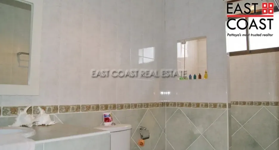 For rent そして for sale 4 ベッドルーム house in Bang Lamung, Chonburi