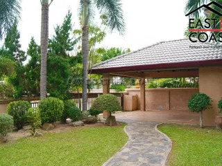 For rent そして for sale 4 ベッドルーム house in Bang Lamung, Chonburi