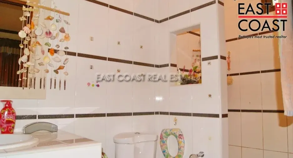 For rent そして for sale 4 ベッドルーム house in Bang Lamung, Chonburi