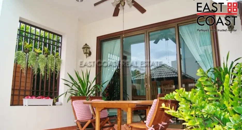 For rent そして for sale 4 ベッドルーム house in Bang Lamung, Chonburi