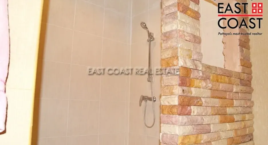 For rent そして for sale 4 ベッドルーム house in Bang Lamung, Chonburi