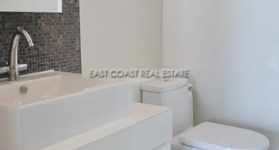 For rent and for sale 2 bedrooms condo in Bang Lamung, Chonburi