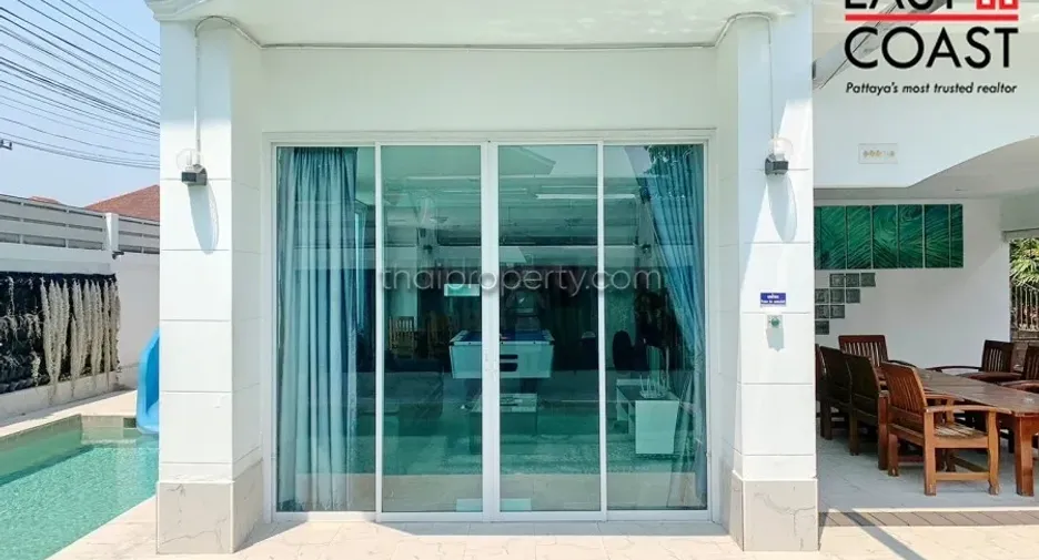 For rent and for sale 7 bedrooms house in Jomtien, Pattaya