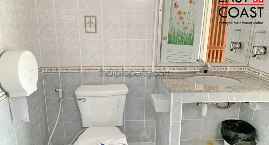 For rent and for sale 7 bedrooms house in Jomtien, Pattaya