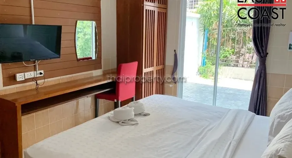 For rent and for sale 7 bedrooms house in Jomtien, Pattaya