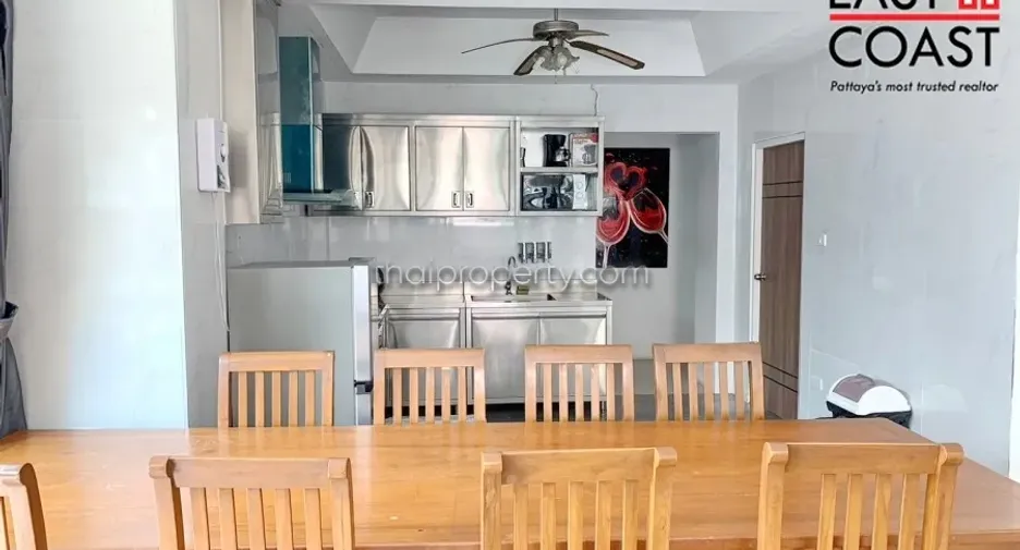 For rent and for sale 7 bedrooms house in Jomtien, Pattaya