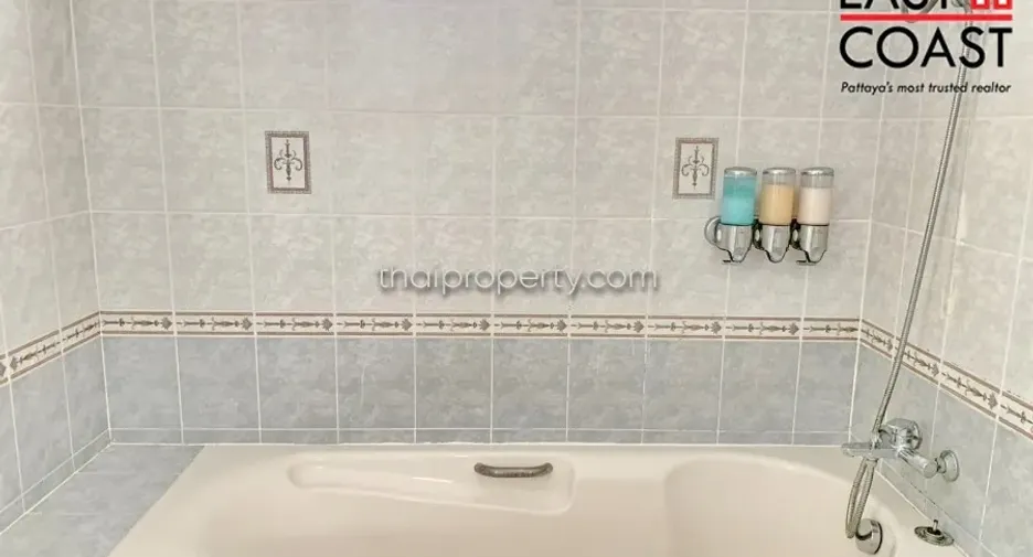 For rent and for sale 7 bedrooms house in Jomtien, Pattaya