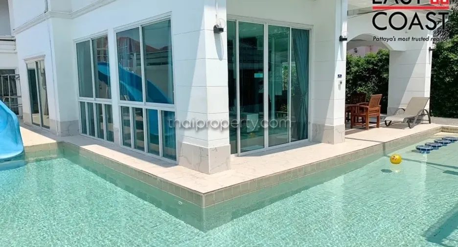 For rent and for sale 7 bedrooms house in Jomtien, Pattaya