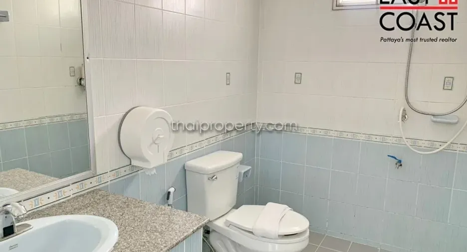 For rent and for sale 7 bedrooms house in Jomtien, Pattaya