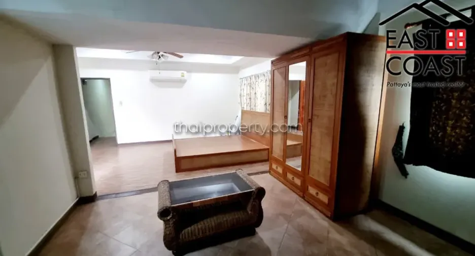 Casa en alquiler y en venta de 2 habitaciones en Bang Lamung, Chonburi