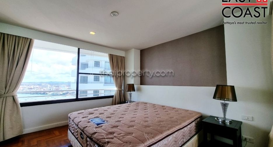 For rent 3 bedrooms condo in Bang Lamung, Chonburi