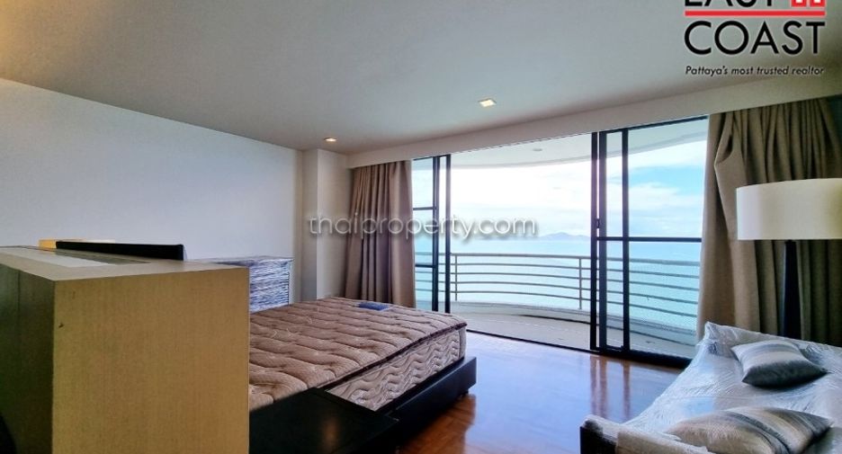 For rent 3 bedrooms condo in Bang Lamung, Chonburi