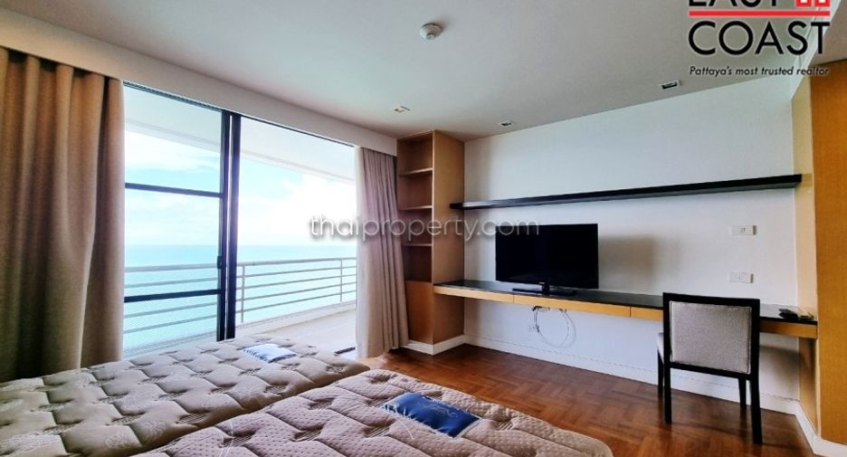 For rent 3 bedrooms condo in Bang Lamung, Chonburi