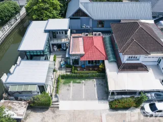 For rent 7 Beds house in Bang Khae, Bangkok
