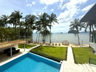 For sale 4 Beds villa in Mueang Krabi, Krabi