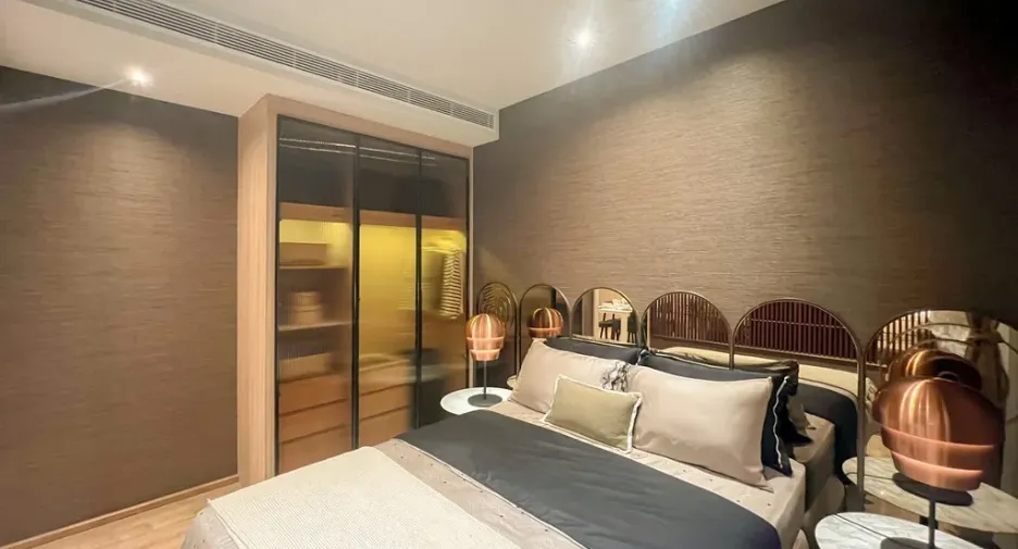 For sale 2 bed condo in Watthana, Bangkok
