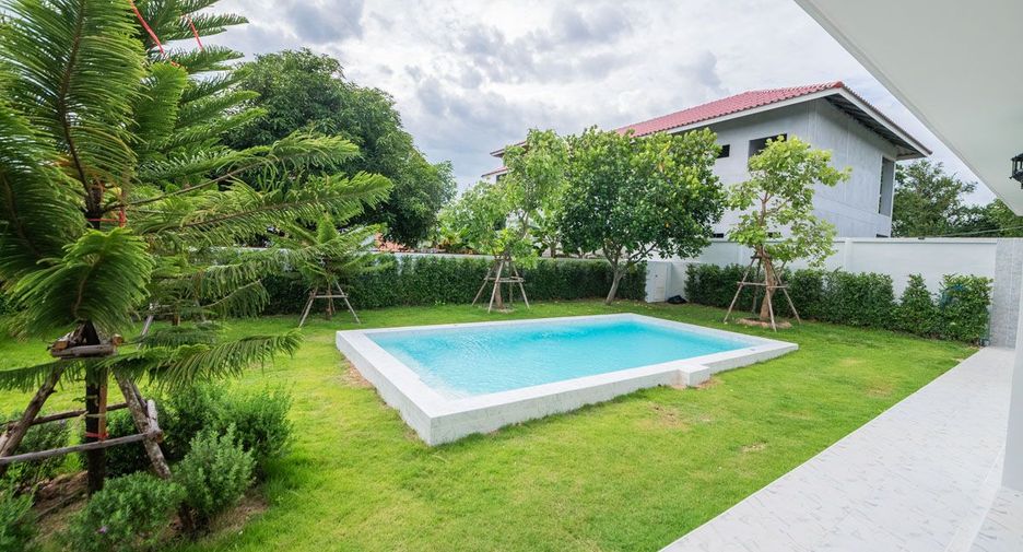 出售 3 卧室 独立屋 在 Bang Lamung, Chon Buri