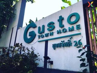 For sale 3 bed townhouse in Rat Burana, Bangkok