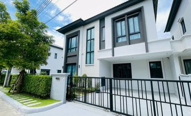 For rent 3 bed house in Bang Phli, Samut Prakan