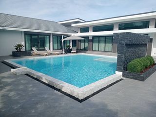 For sale 5 bed villa in Bang Lamung, Chonburi
