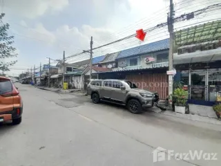 For sale 4 bed townhouse in Pak Kret, Nonthaburi