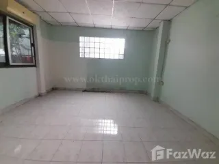For sale 4 bed townhouse in Pak Kret, Nonthaburi