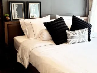For rent 1 bed condo in Huai Khwang, Bangkok
