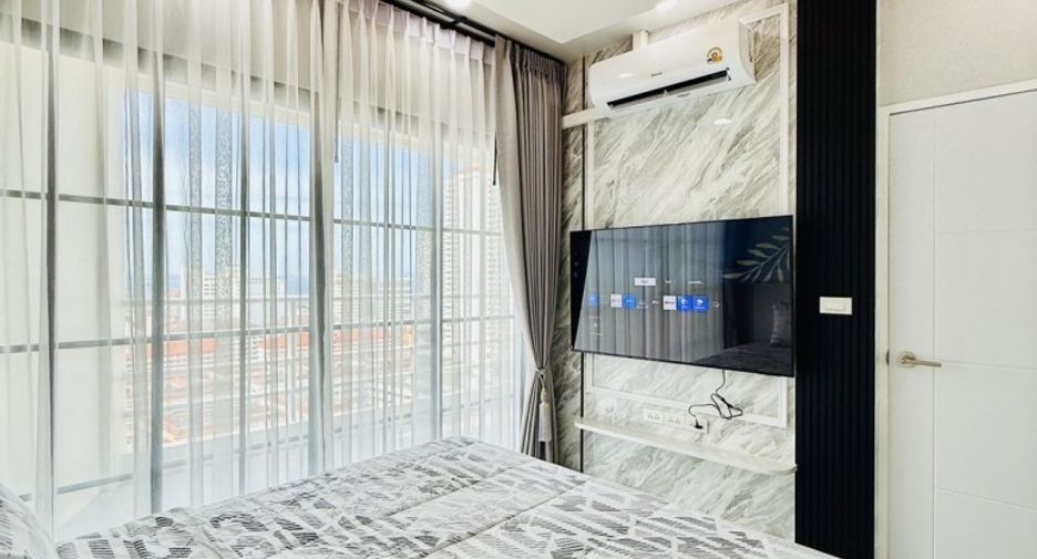 For sale 1 bed condo in Pratumnak, Pattaya