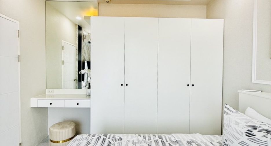 For sale 1 bed condo in Pratumnak, Pattaya