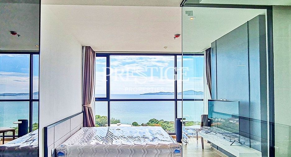 For rent 2 bedrooms condo in Pratumnak, Pattaya
