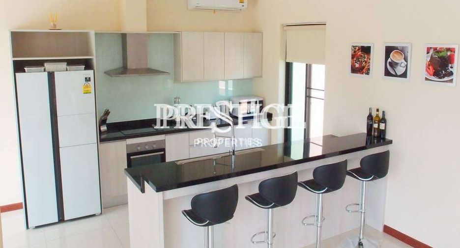 For sale and for rent 4 bedrooms house in Bang Lamung, Chonburi