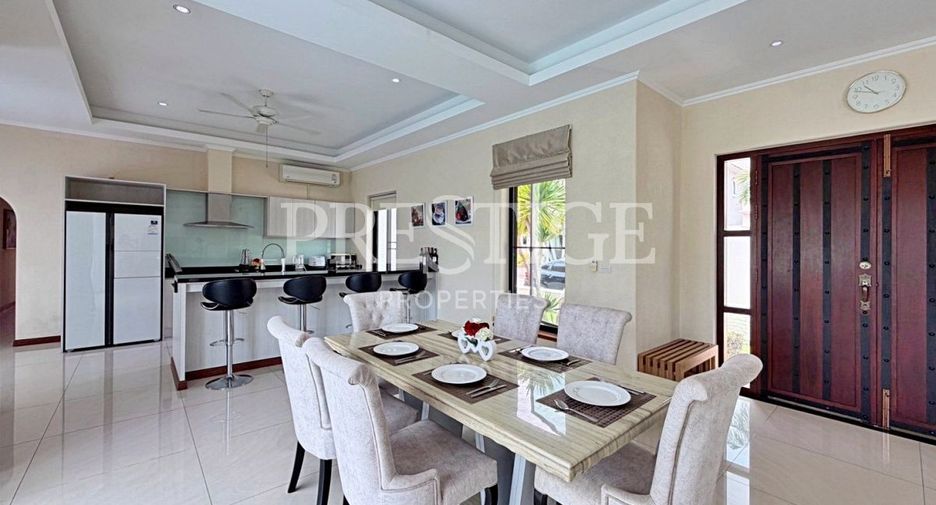For rent and for sale 4 bedrooms house in Bang Lamung, Chonburi