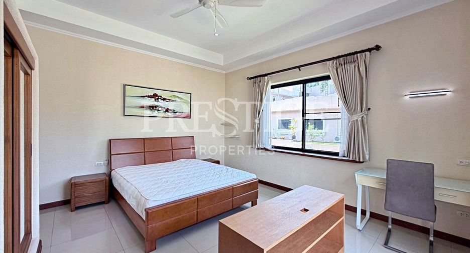 For rent and for sale 4 bedrooms house in Bang Lamung, Chonburi