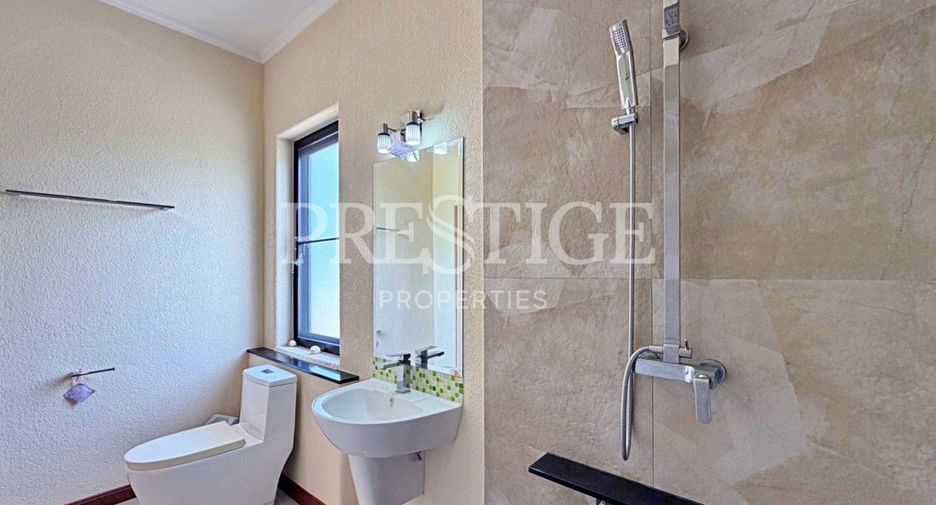 For rent and for sale 4 bedrooms house in Bang Lamung, Chonburi