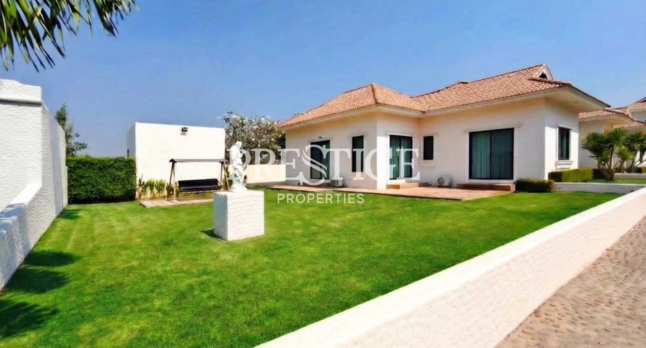 For sale and for rent 4 bedrooms house in Bang Lamung, Chonburi