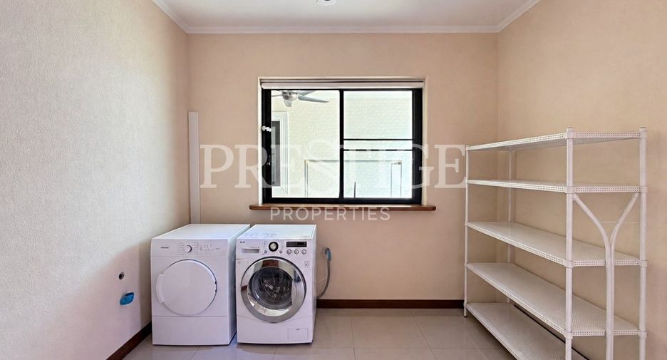 For rent and for sale 4 bedrooms house in Bang Lamung, Chonburi