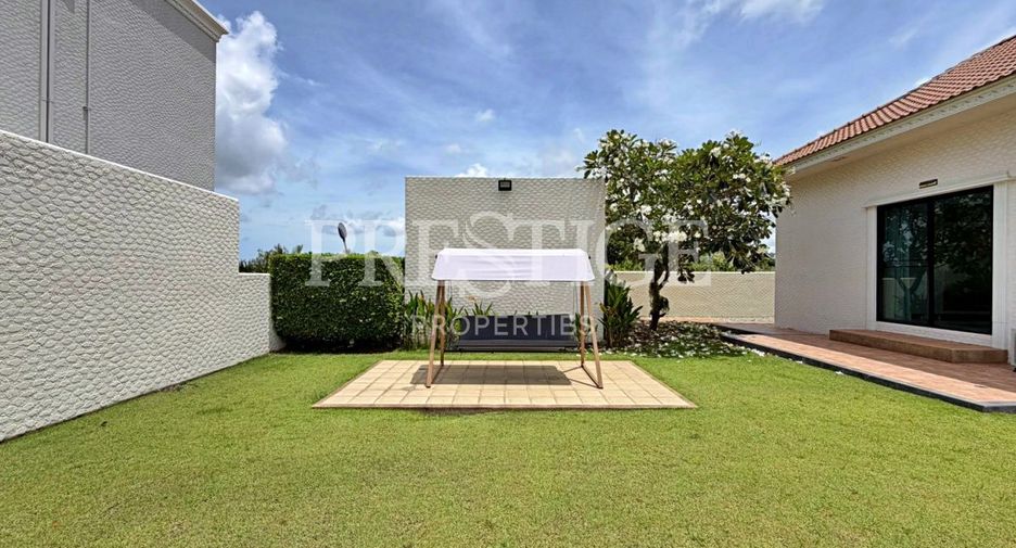 For rent and for sale 4 bedrooms house in Bang Lamung, Chonburi