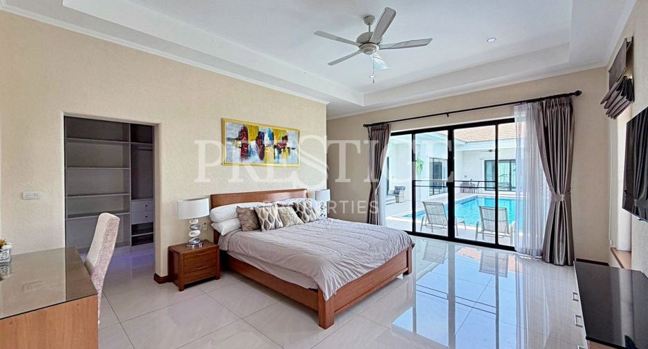 For rent and for sale 4 bedrooms house in Bang Lamung, Chonburi