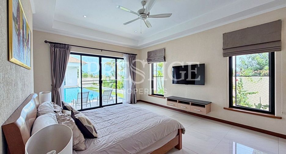 For rent and for sale 4 bedrooms house in Bang Lamung, Chonburi