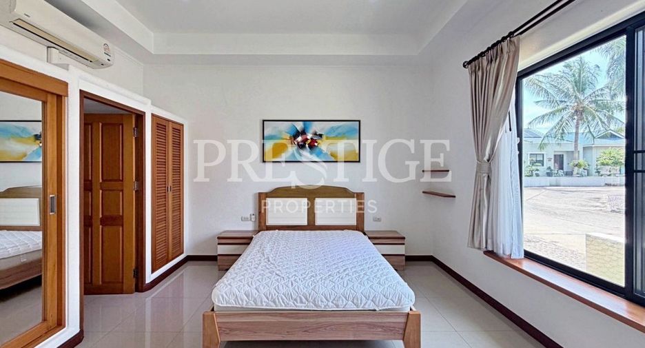 For rent and for sale 4 bedrooms house in Bang Lamung, Chonburi