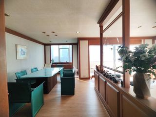 For sale 2 bed condo in Chatuchak, Bangkok
