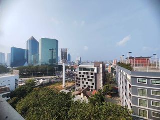 For sale 2 bed condo in Chatuchak, Bangkok
